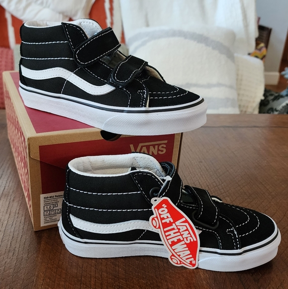 Vans Other - Van's Kids Shoes Size 1 Sk8-Hi Mid Reissue V Black and White Kid Van Skate